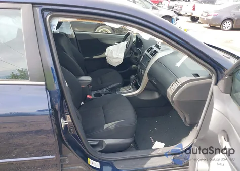 2013 Toyota Corolla S z USA, uszkodzony, nr VIN 2T1BU4EE4DC110859